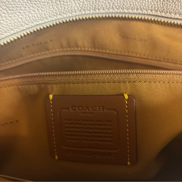 Coach horse and carriage New York Olive Green Canvas Striped Bag Leather Handles - Picture 9 of 9